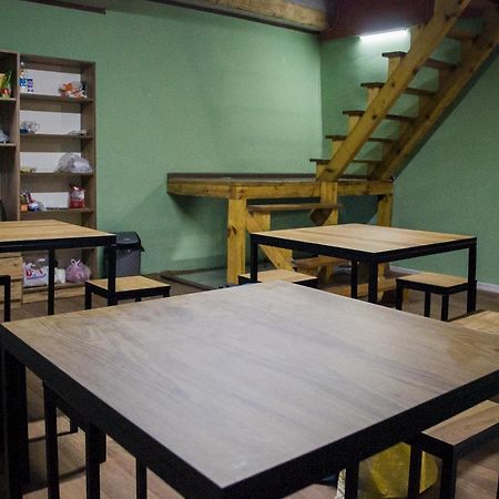 Your Room Hostel Tbilisi Buitenkant foto