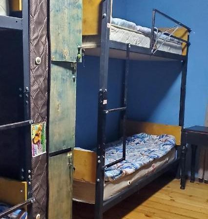Your Room Hostel Tbilisi Buitenkant foto