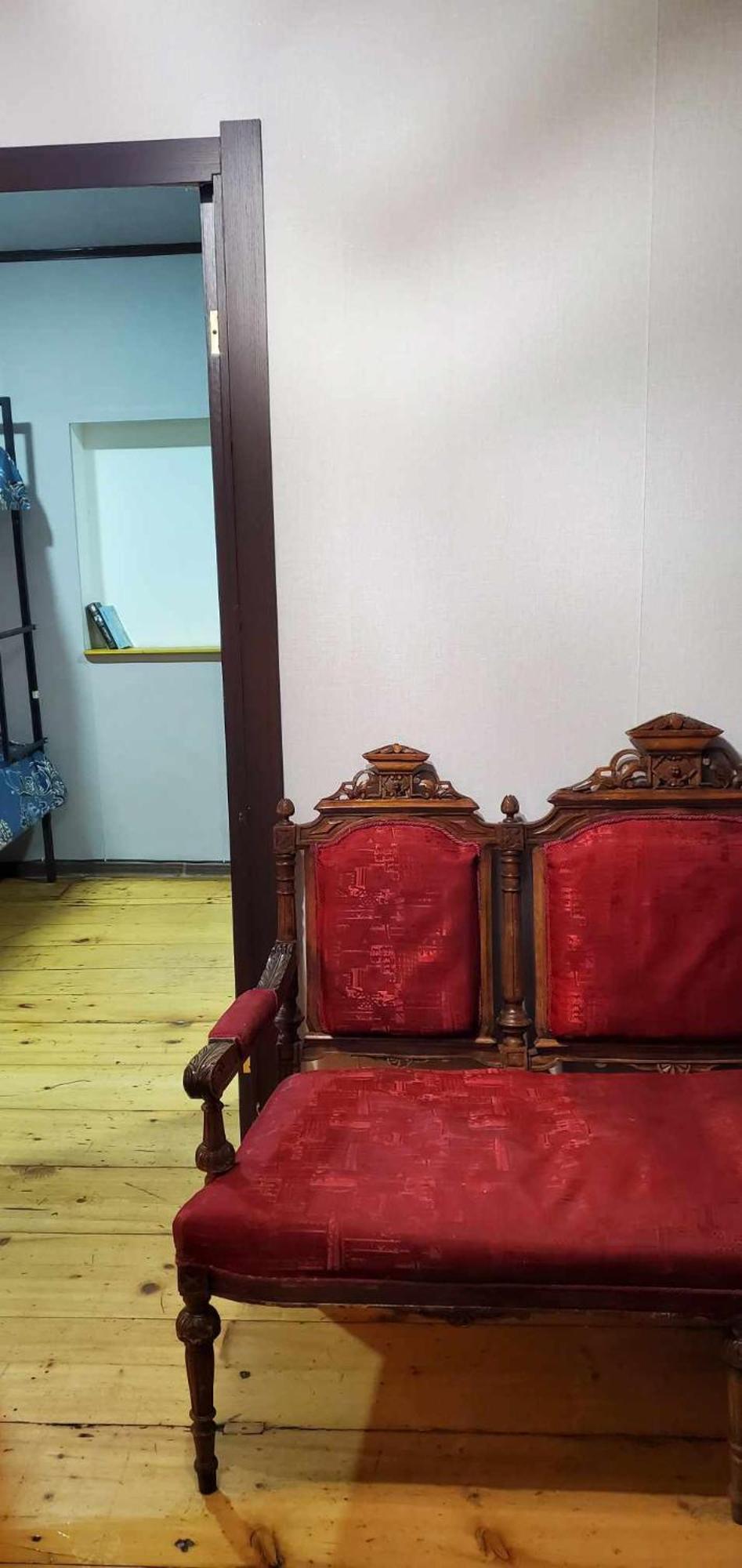 Your Room Hostel Tbilisi Buitenkant foto