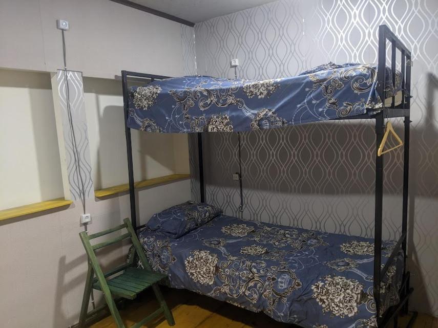 Your Room Hostel Tbilisi Buitenkant foto